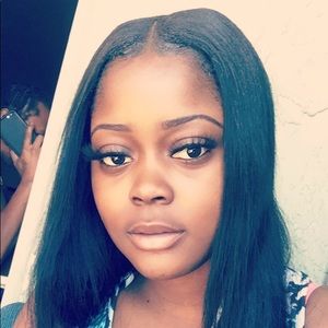 Meet your Posher, Ameiska